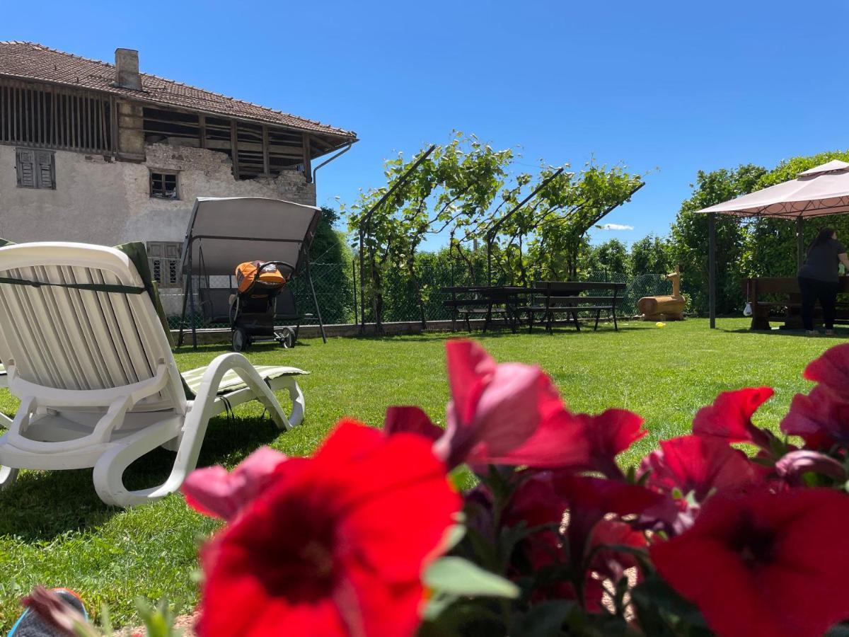 Agriturismo La Canonica Brez المظهر الخارجي الصورة