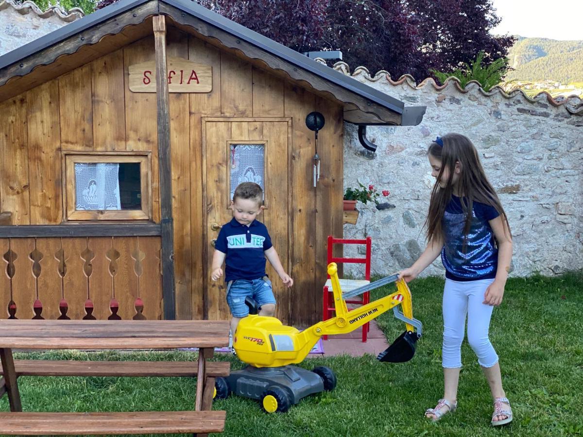 Agriturismo La Canonica Brez المظهر الخارجي الصورة