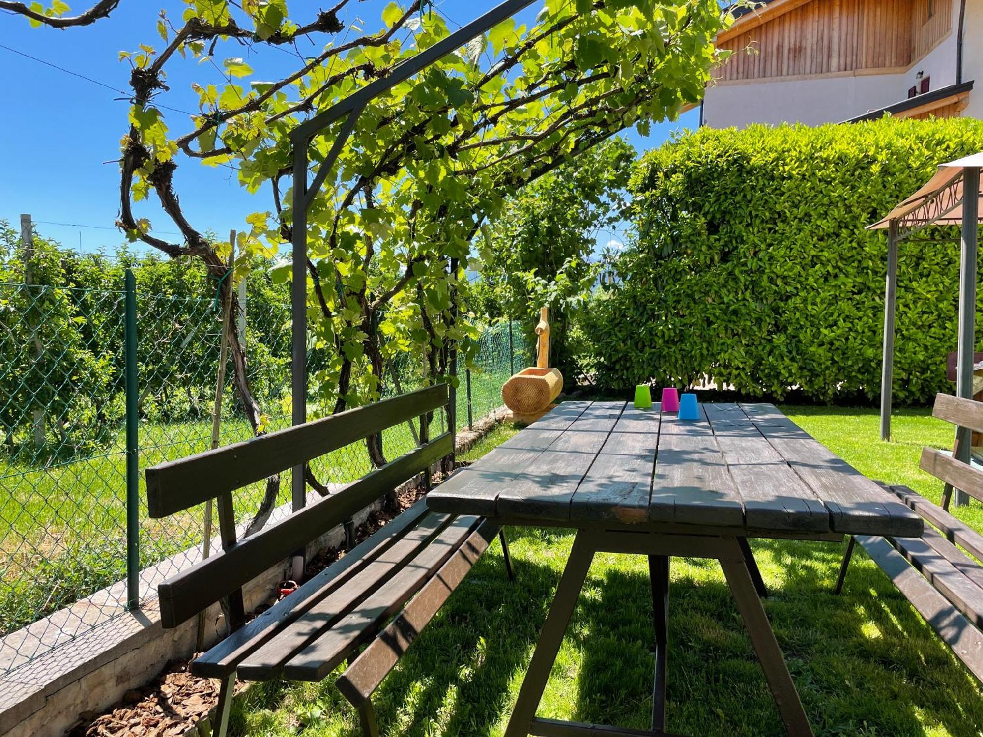 Agriturismo La Canonica Brez المظهر الخارجي الصورة